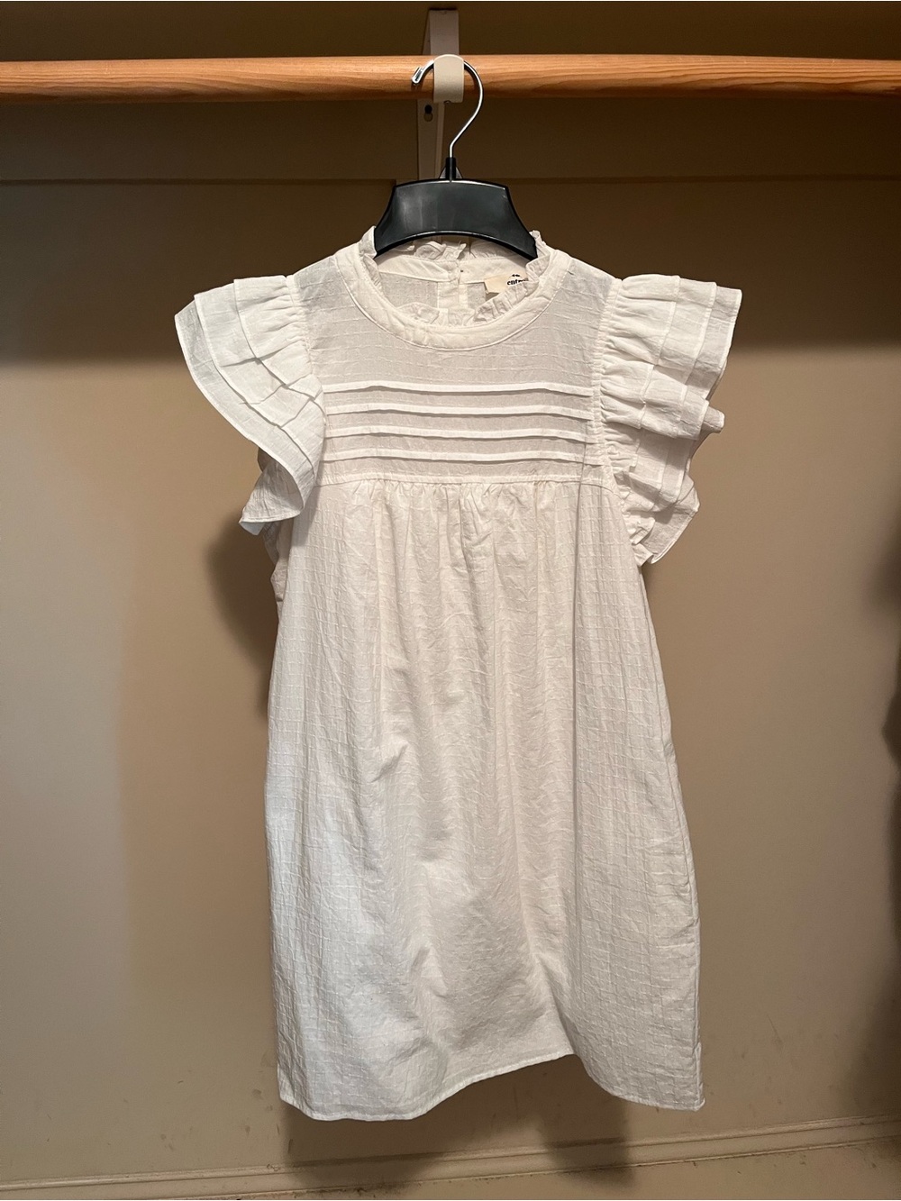entro White Ruffled Sleeve Pintuck Sundress